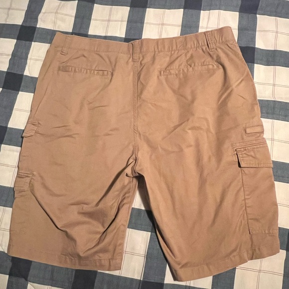 IRON FLEX Mens Shorts Size: 38 Waist Color: Desert Camel 10” Inseam EUC - Picture 2 of 7